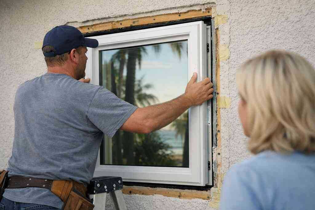 What lien waiver Florida documents, change order contractor Florida paperwork, and inspection signoffs should be expecte